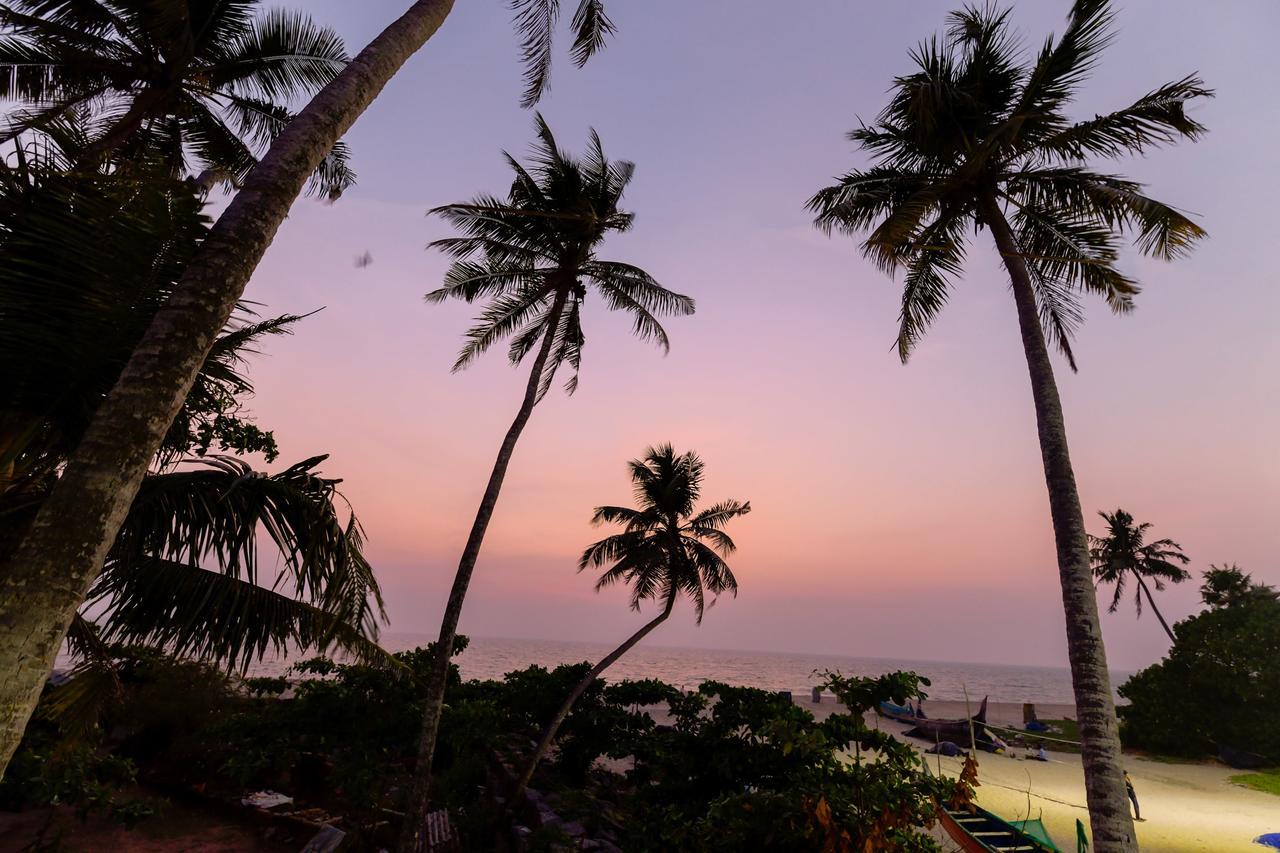 Oyo 11891 Amare Beach Resorts Alappuzha Exterior photo